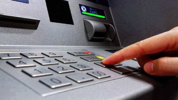 மே 1 முதல் ATM ல் பணம் எடுக்க கூடுதல் கட்டணம் :