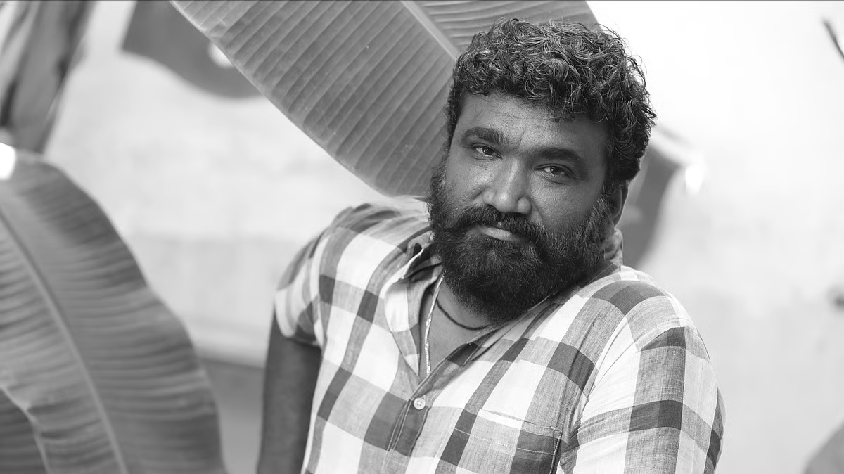 இயக்குனர் விக்ரம் சுகுமாரன் காலமானார்