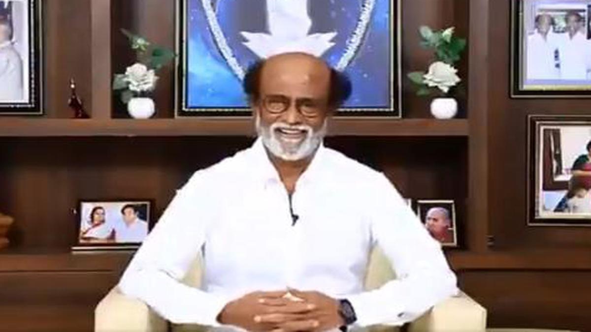 ரஜினி திடீரென வெளியிட்ட வீடியோ